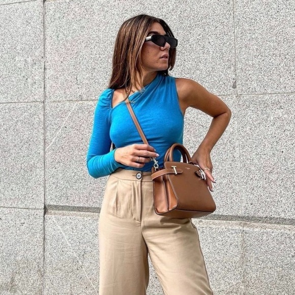 Zara Asymmetrical Top Size Medium 5644/816 - Picture 5 of 6